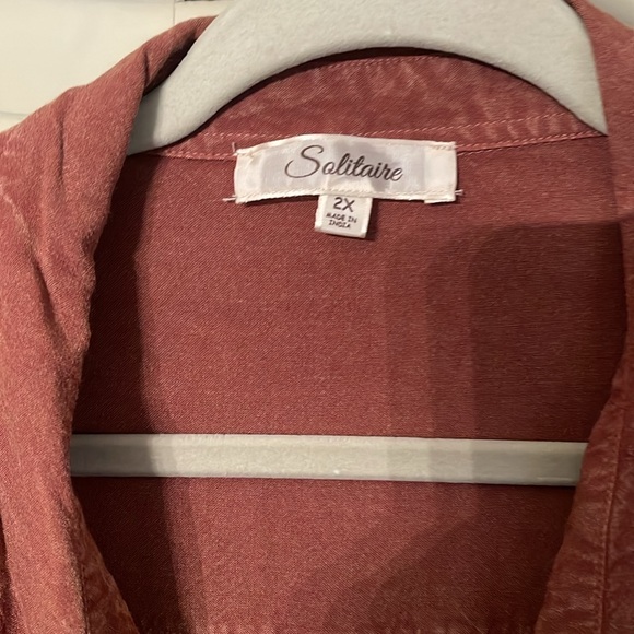 Solitaire women’s Rust Button-Up Blouse Embroidered Hem Top 2X - Picture 4 of 6